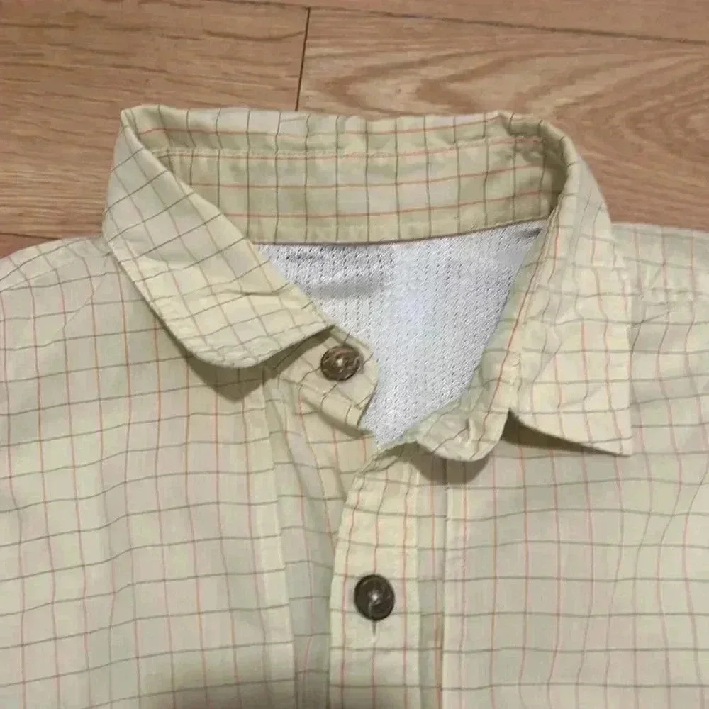 Patagonia long sleeve fishing shirt - Picture 2 of 4